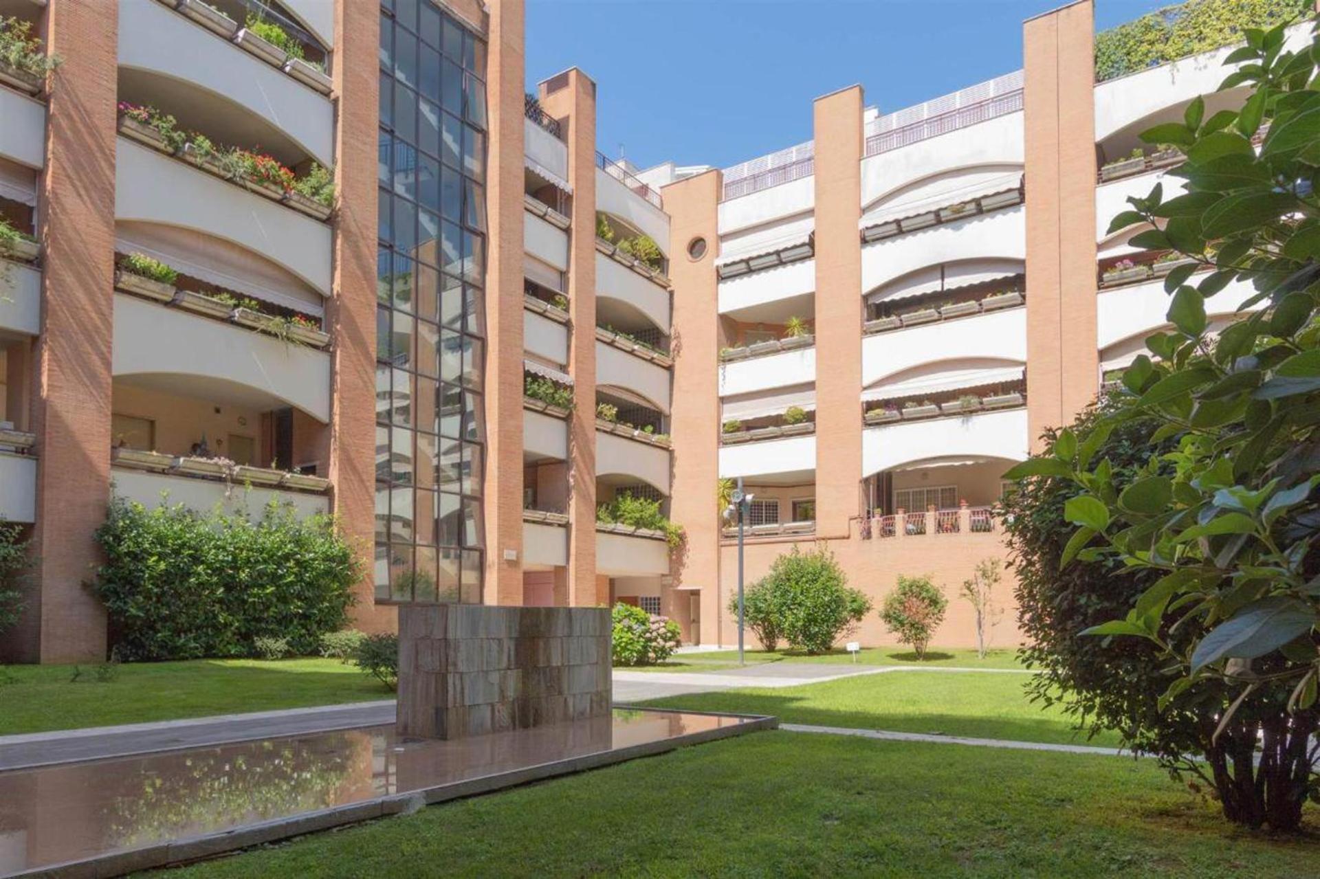 Beautiful 1-bed In Apartment Rom